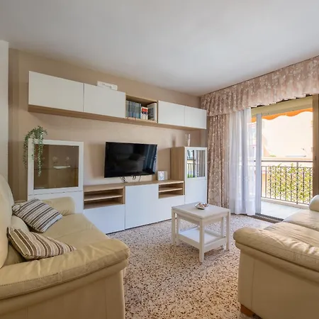 Isidoro Apartment *
